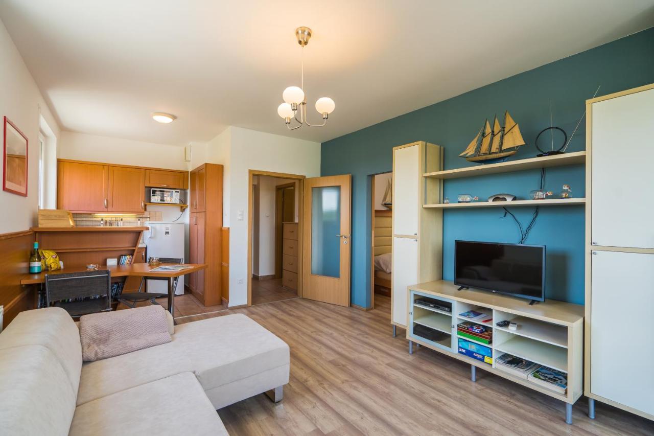 Myflat All-Season Apartment Siofok Ngoại thất bức ảnh